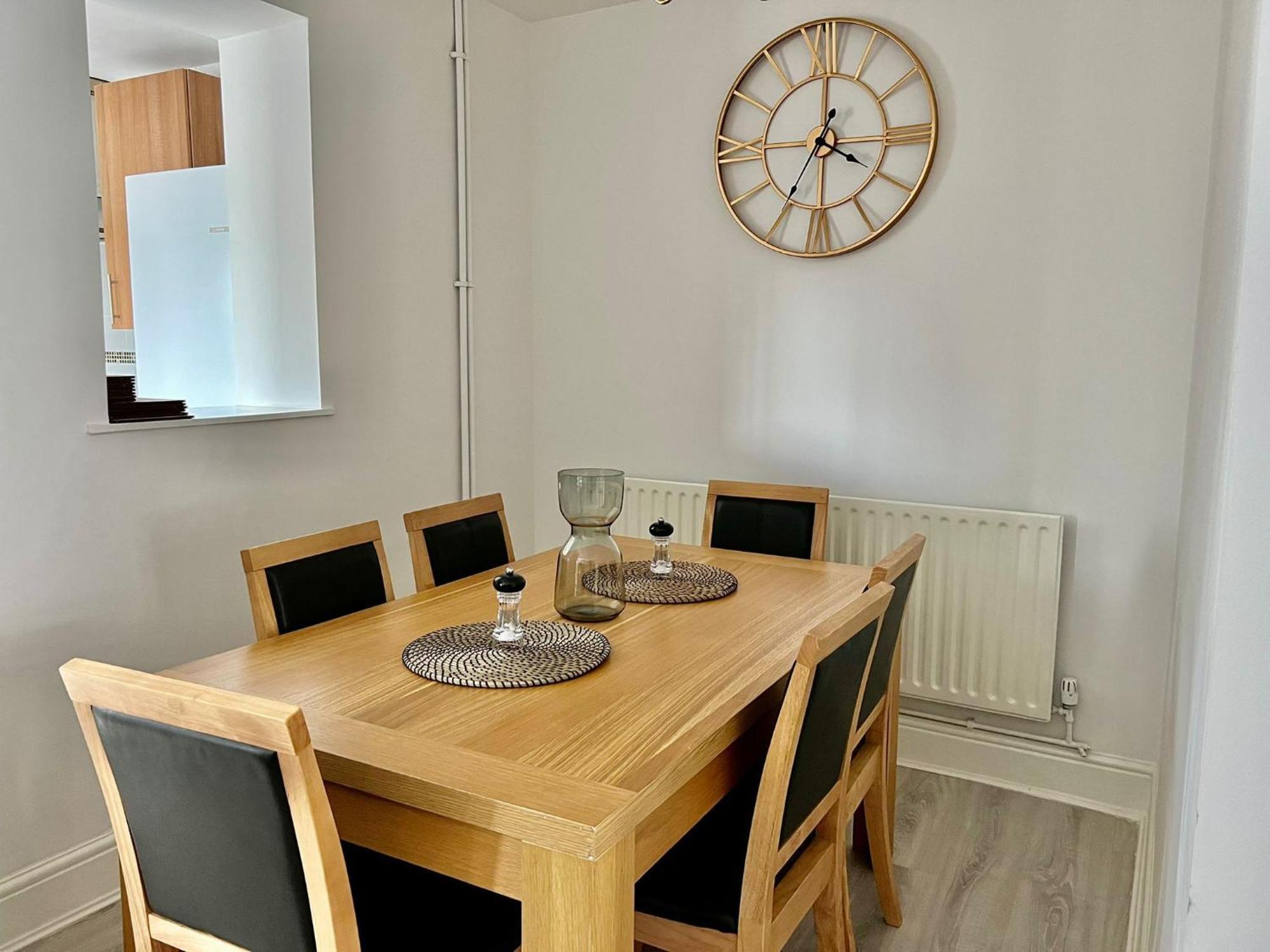 Executive 3 Bedroom Port Talbot Town Centre Margam Sleeps 7 Kültér fotó