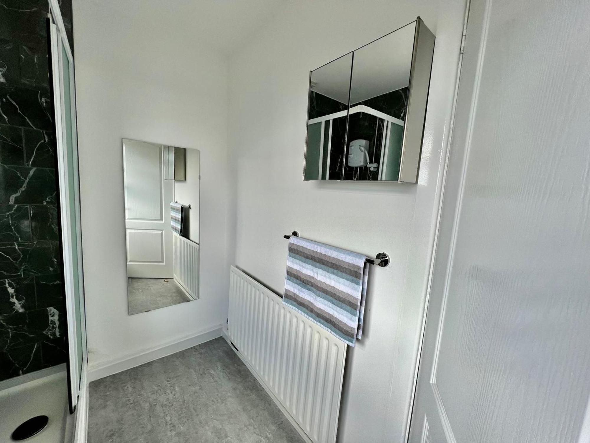 Executive 3 Bedroom Port Talbot Town Centre Margam Sleeps 7 Kültér fotó